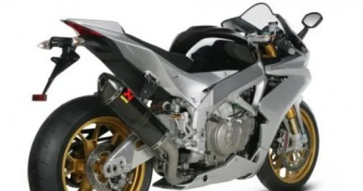 Scarico Akrapovic per Aprilia RSV4