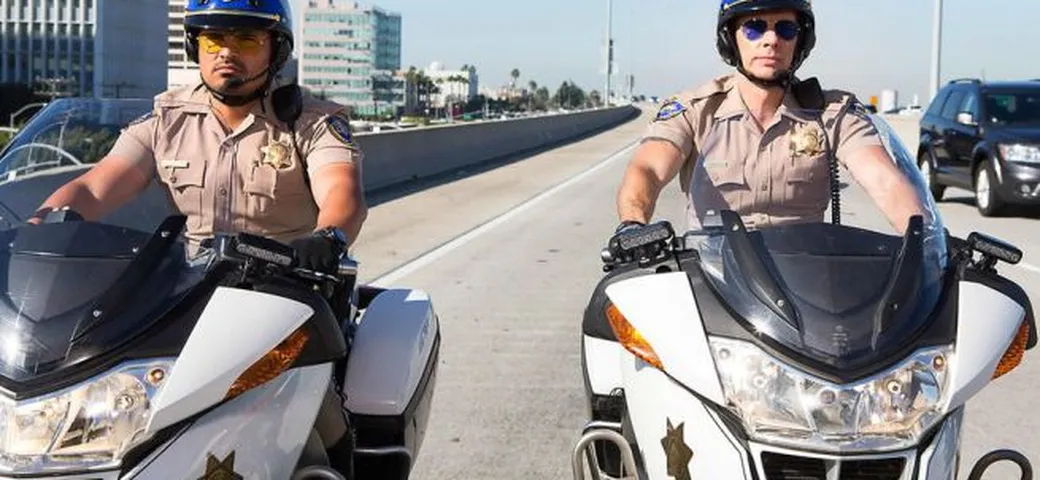 CHiPs. Il ritorno di Poncharello e Baker [Video]