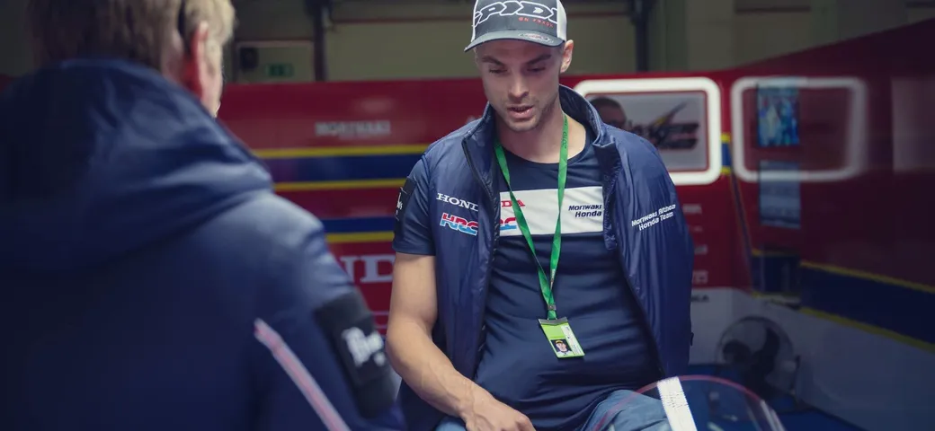 WSBK: Leon Camier fuori anche ai test di Misano