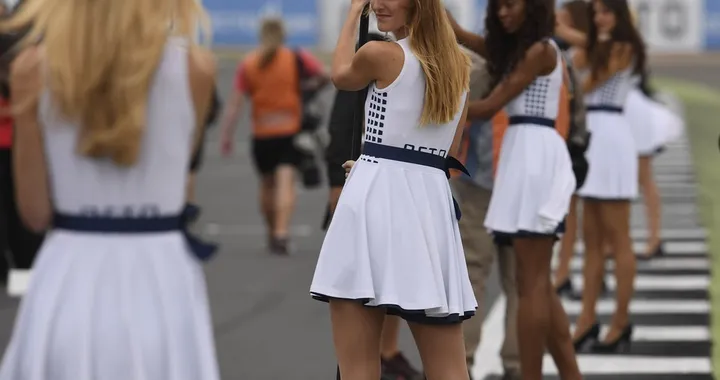 Paddock Girls MotoGP Silverstone 2016 [Foto e Video]
