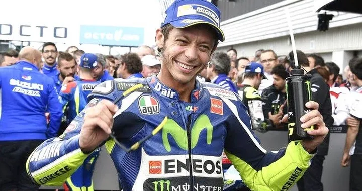 Rossi a podio in GB: "Ha regnato l'ignoranza!" [Video]