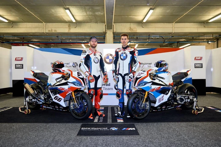SBK: il team BMW Motorrad svela i suoi colori