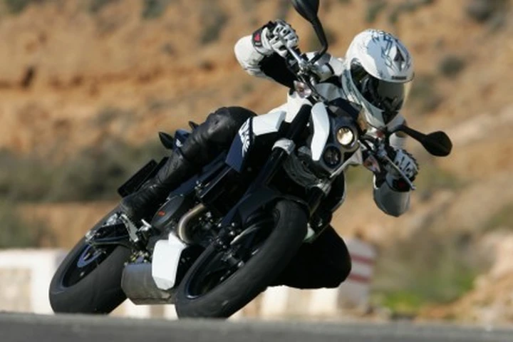 KTM Duke 690