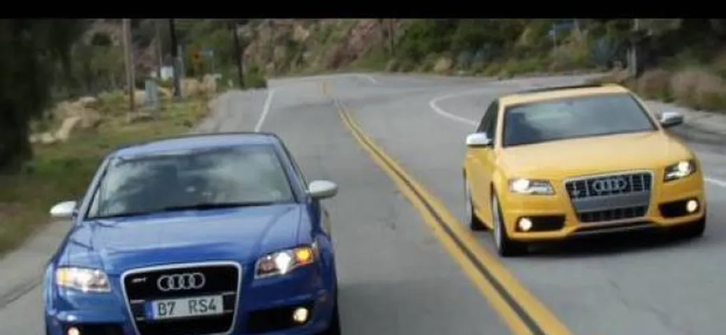 Video: Audi S4 contro Audi RS4