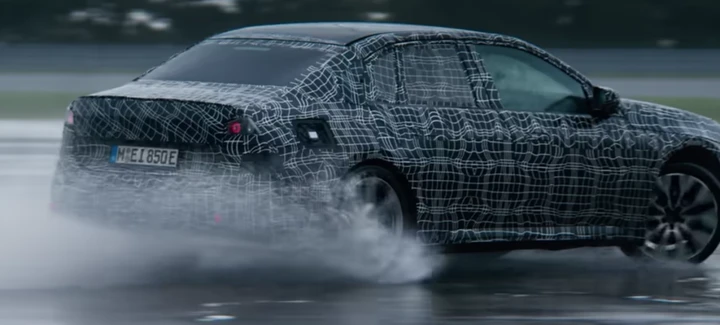 La nuova BMW Serie 3 ibrida col sei cilindri è già tra noi