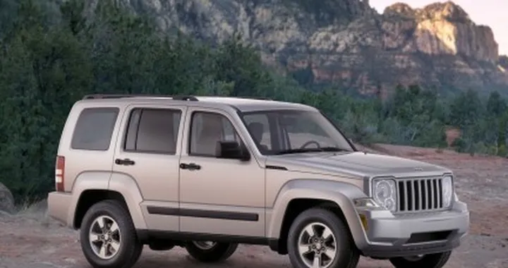 Clamoroso sondaggio in USA: "Gli americani vogliono che le Chrysler siano ri-marchiate Jeep!"