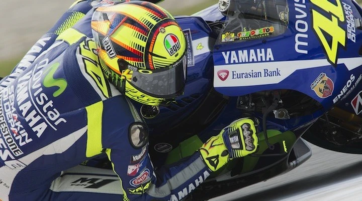 MotoGP Assen 2015: Valentino Rossi in pole position davanti ad A. Espargaro e Marquez