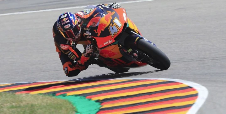 Moto2 Germania: vince Binder, Marini sul podio