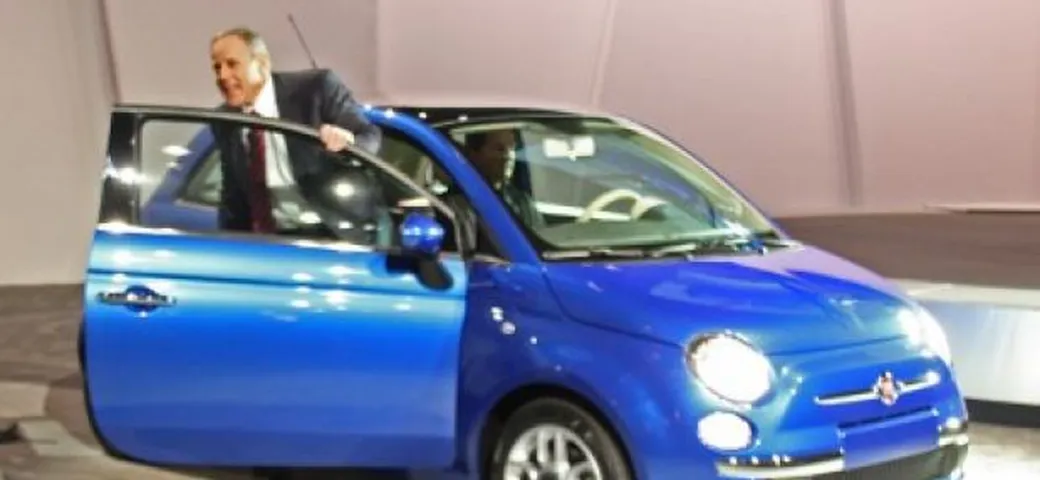 Salone di New York: Jim Press arriva a bordo di una Fiat 500!