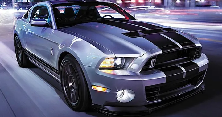 Shelby Mustang GT500 Convertible: l’ultimo esemplare battuto all’sta per 500.000 dollari