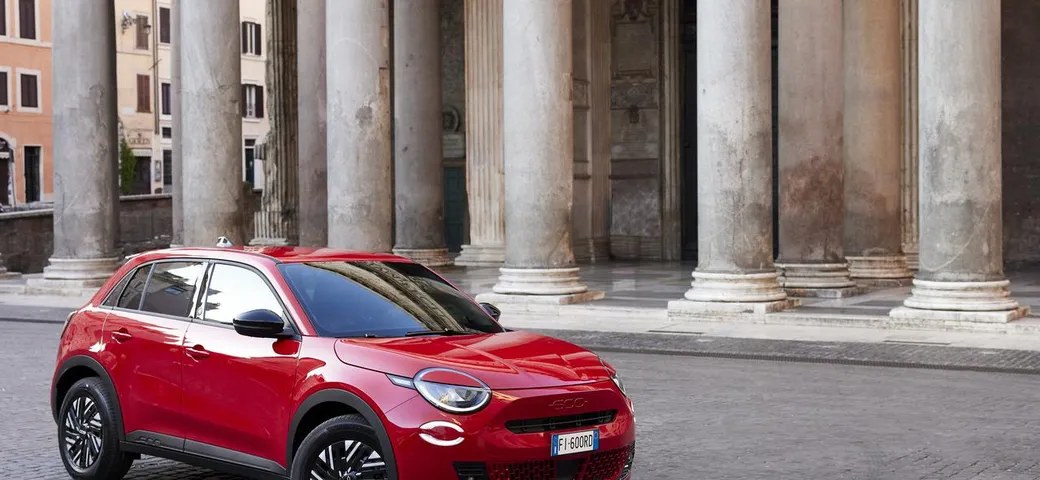 Fiat 600e: l’icona della mobilità italiana rinasce 100% elettrica [FOTO]