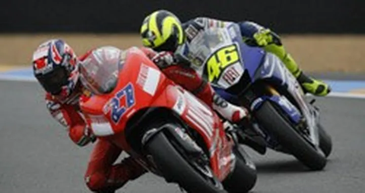 Stoner allunga in classifica