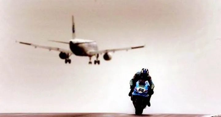 Foto del giorno: in attesa di autorizzazione al decollo?