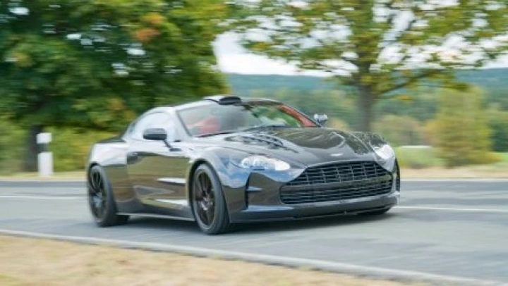 Mansory Cyrus: nuove immagini ufficiali