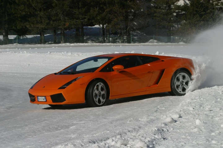 Lamborghini Gallardo festeggia quest’anno il suo 20° anniversario [FOTO]