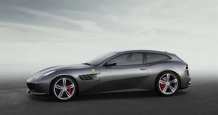 Ferrari GTC4Lusso: i video ufficiali