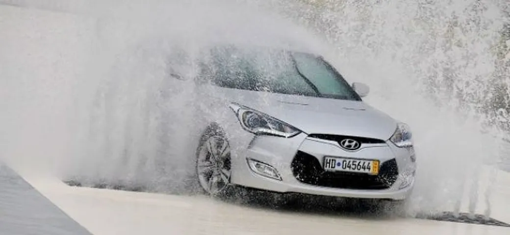 Hyundai Veloster: le nostre impressioni di guida