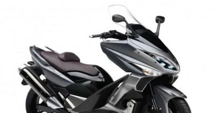 Prime indiscrezioni sul probabile Yamaha T-Max 750 in arrivo nel 2010