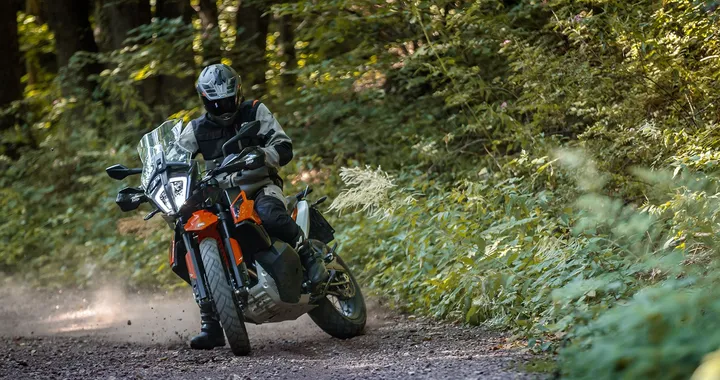 In Moto col Gigi, i nuovi corsi di offroad di KTM
