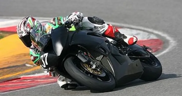 WSS, test Kawasaki: Lascorz, "La stagione sta per cominciare e noi siamo in ottima forma"