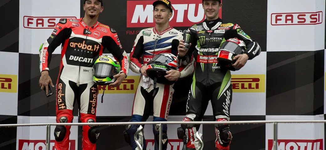 SBK Sepang 2016: 1a vittoria per Hayden in Gara-2, Giugliano e Rea sul podio [Foto]