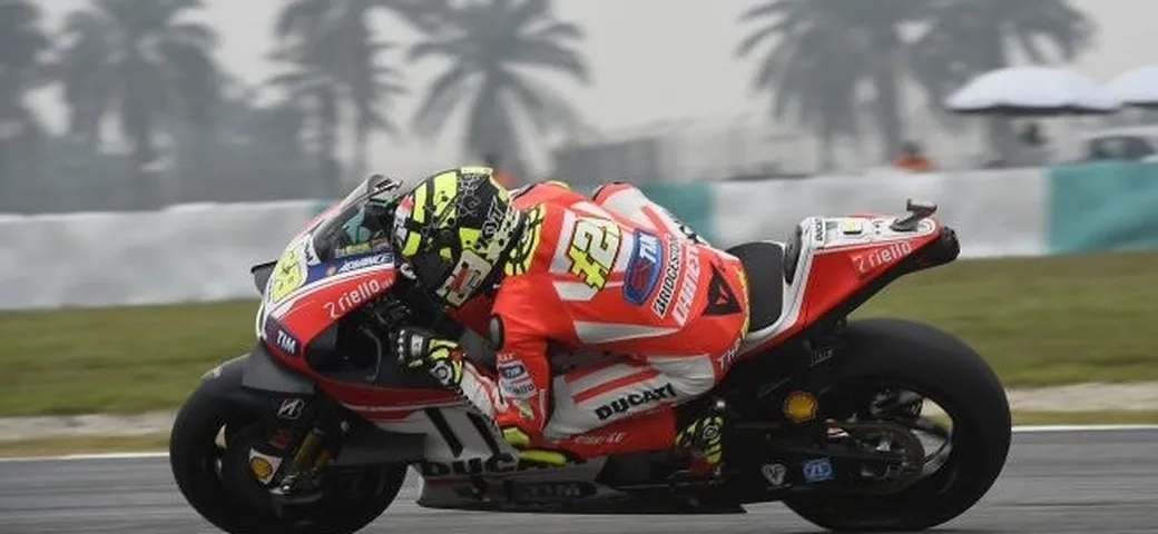 Ducati: Iannone 6° e Dovi 7° nella Q2 di Sepang