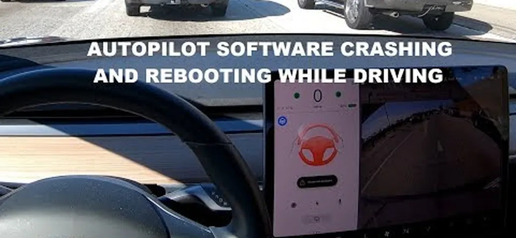 Cosa succede quando il Tesla Autopilot va in crash