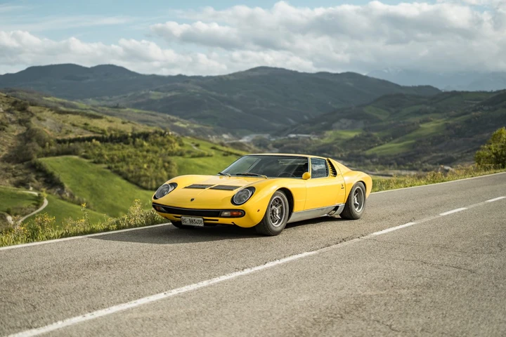 Lamborghini Miura, la prima supercar che ha rivoluzionato il mondo