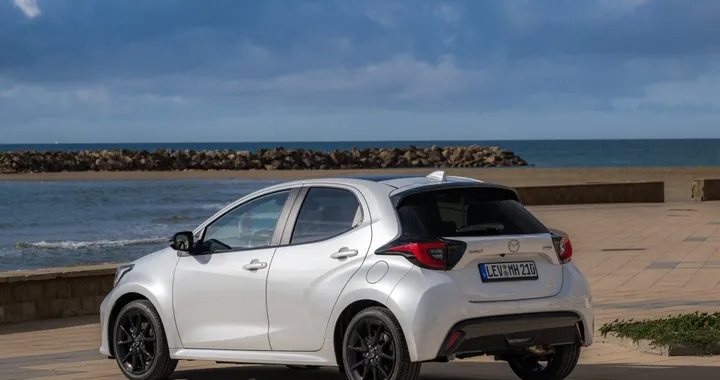 Mazda2 Hybrid, gli aggiornamenti della compatta super efficiente