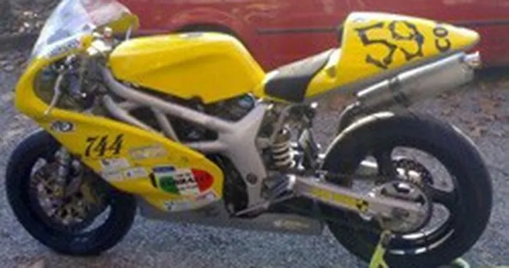 Suzuki SV750 Supertwin