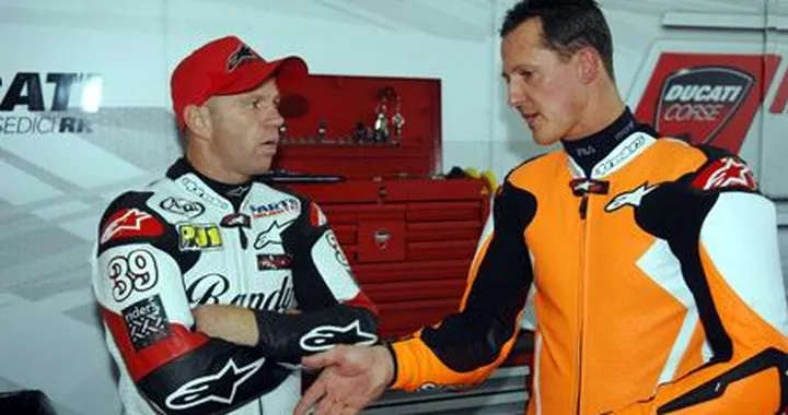 Mamola si schianta con la 1098R di Schumacher