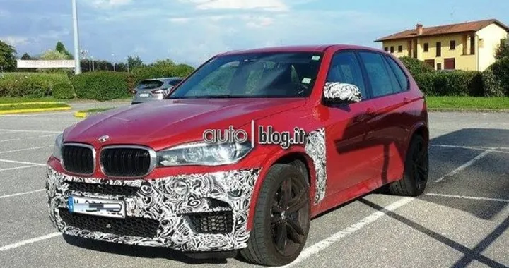 BMW X5 M F15: le foto spia di un nostro lettore