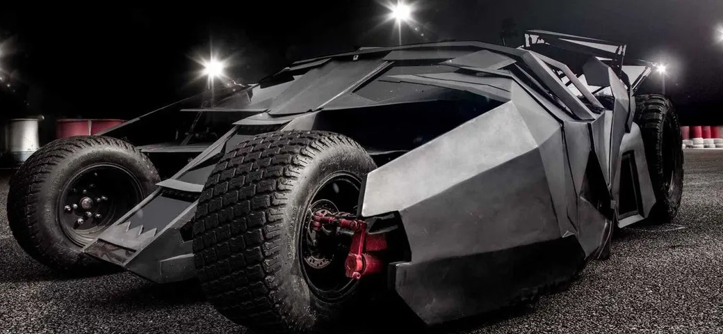 La Batmobile diventa elettrica, e si può acquistare