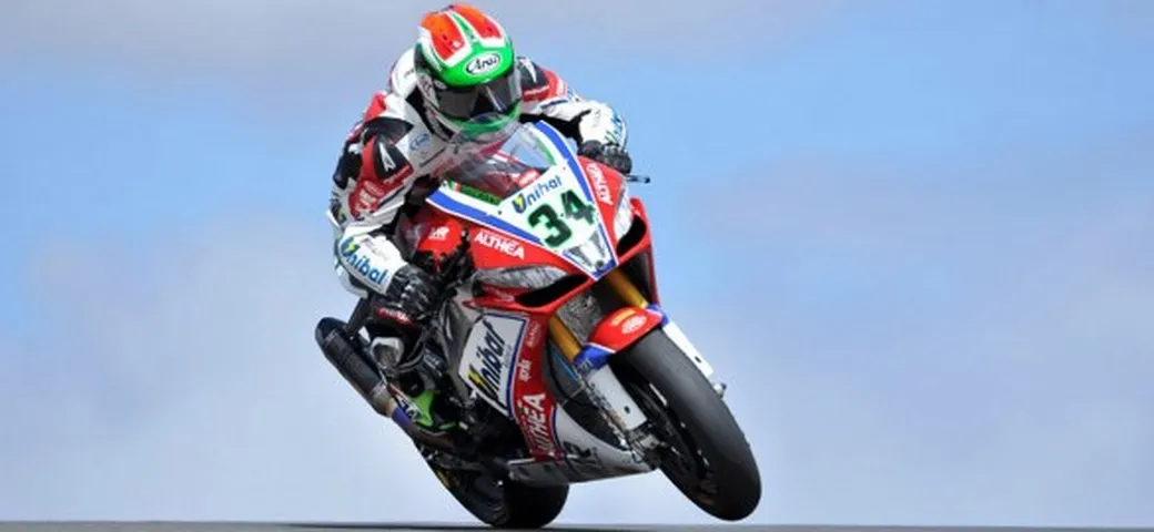 SBK Mosca: Davide Giugliano conquista la Superpole!