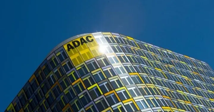 Auto dell'Anno ADAC ed il pasticcio dei voti truccati. Cosa accade in Germania?