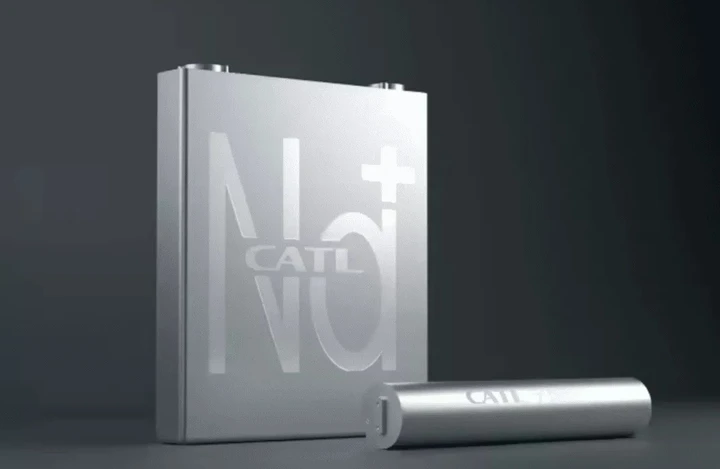 Nuove batterie al sodio CATL: lancio nel 2025, sicure e resistenti al freddo