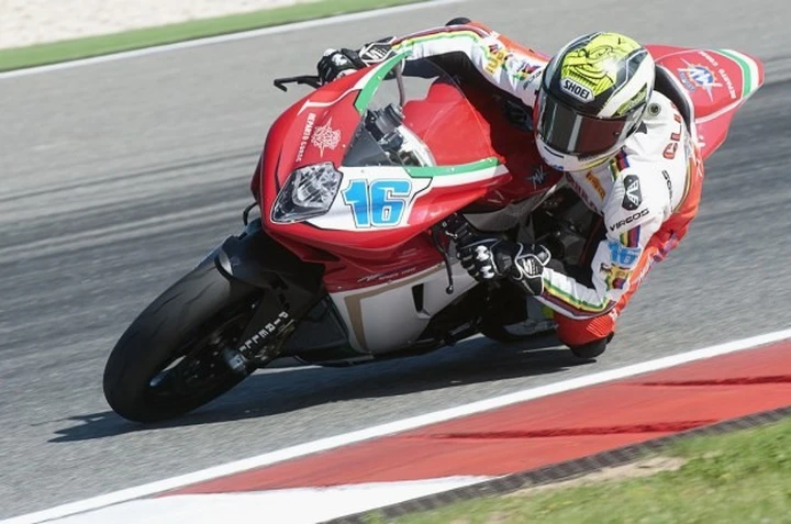 MV Agusta 2015: Jules Cluzel tra Supersport e Superbike