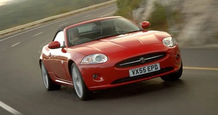 Jaguar XK - arriva la piccola (3,5 litri)