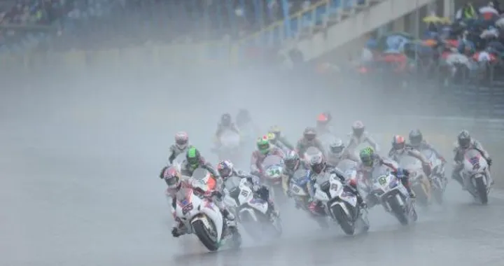 WSBK: la Infront risarcirà gli spettatori del round di Monza