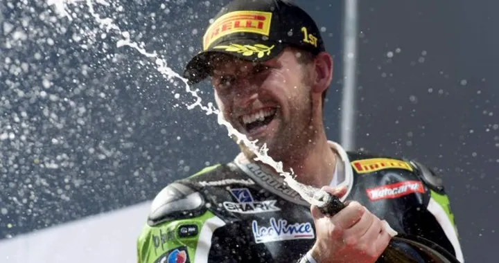 Tom Sykes, l'uomo dei record