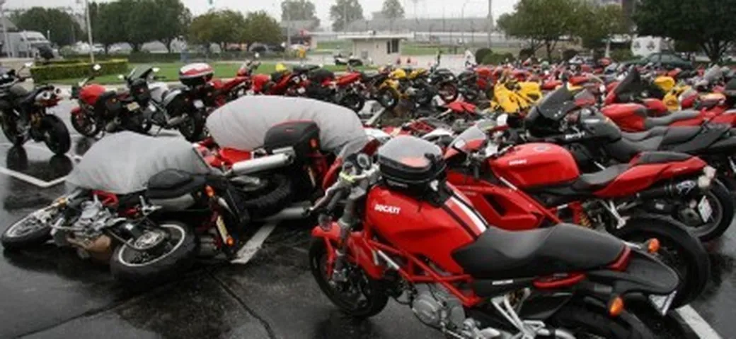 Foto del giorno: uragano Ike, il rompi Ducati?