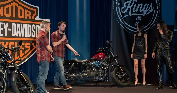 Harley-Davidson Dark Custom Night