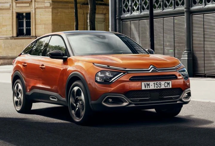 Citroen C4 ed e-C4: novità per la gamma 2022