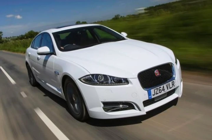 Per la Jaguar XF arriva la nuova versione R-Sport Black