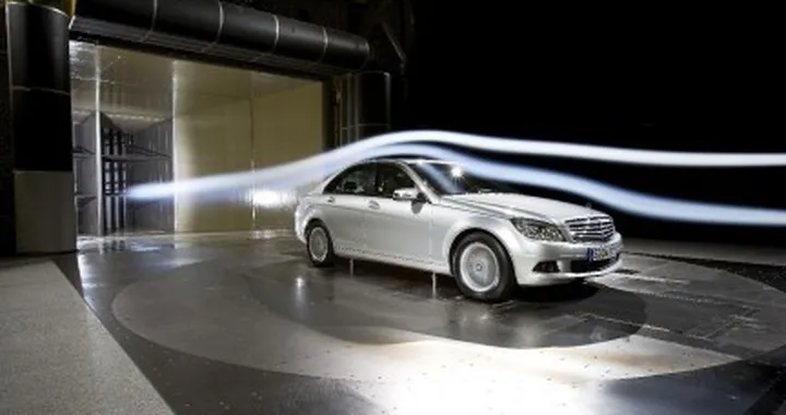 Mercedes Classe C BlueEfficiency, i prezzi in Germania: meno peso, meno accessori, listini più bassi