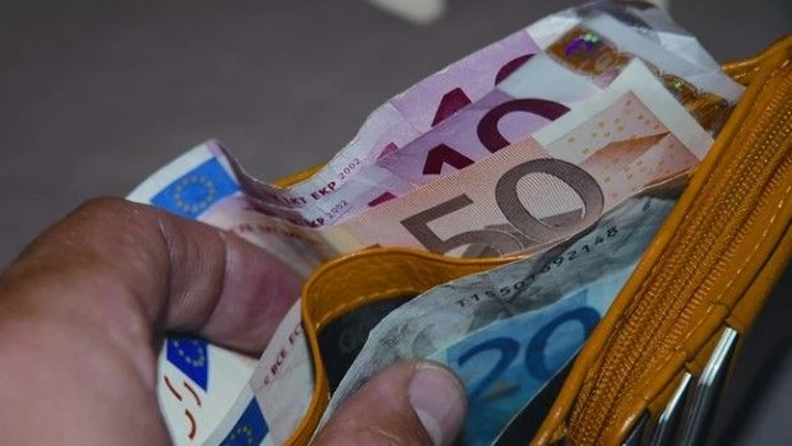 Bollo auto: quando, come e quanto pagare