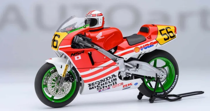 Honda NSR500 Baribari Legend: la nuova replica 1:12 di AUTOart