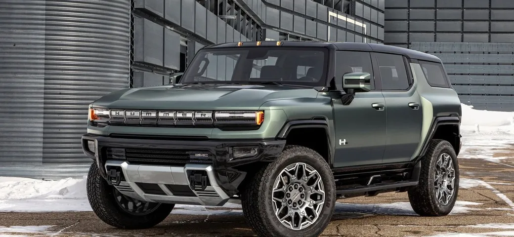 Hummer GMC EV: ha fino a 1000 CV e viaggia in diagonale