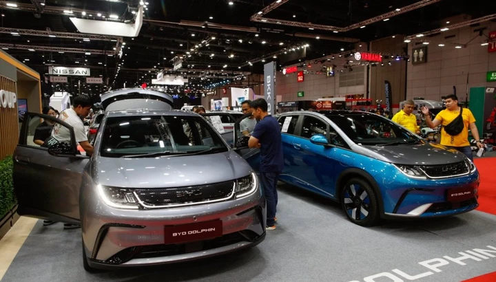 Sussidi gonfiati e vendite truccate, Cina nel vortice per le auto elettriche