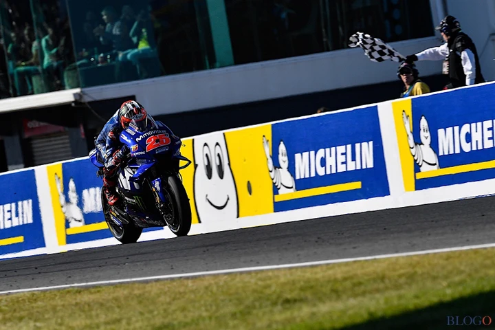 Phillip Island, pagelle. Yamaha double face: trionfa con Vinales arranca con rossi. I due Andrea sul podio